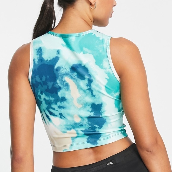 NWT Nike Crop Tank size XL - Picture 3 of 11